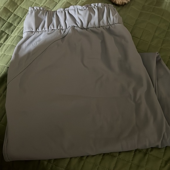 Lululemon pants gray - Picture 2 of 4